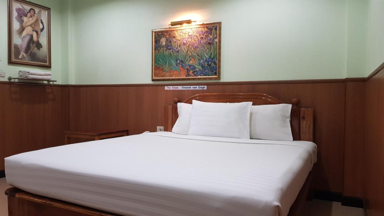 Phadaeng Hotel أوبونراتْشاتاني المظهر الخارجي الصورة